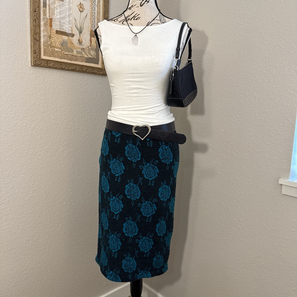 90s Vintage Anna G. Blue Rose Floral Black Midi Skirt Size Small